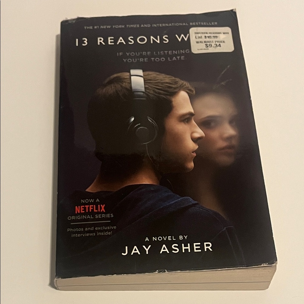 13 Reasons Why by Jay Asher - Paperback